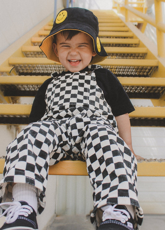 Smiley Bucket Hat Black/Yellow