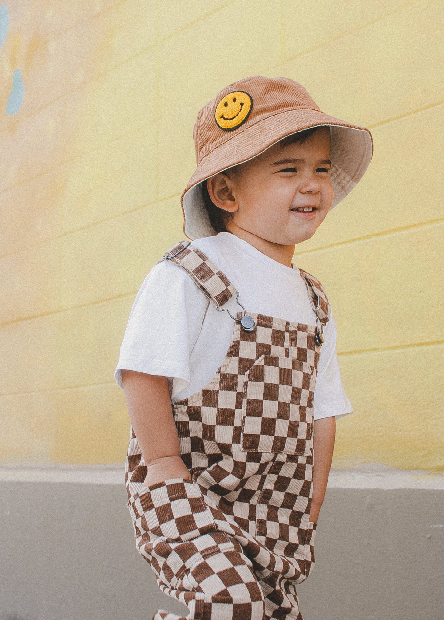 Smiley Bucket Hat Tan
