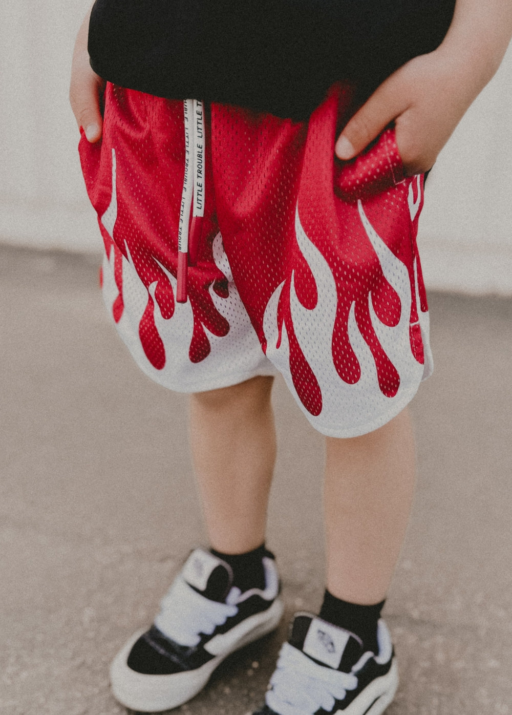 Heater Mesh Shorts Red